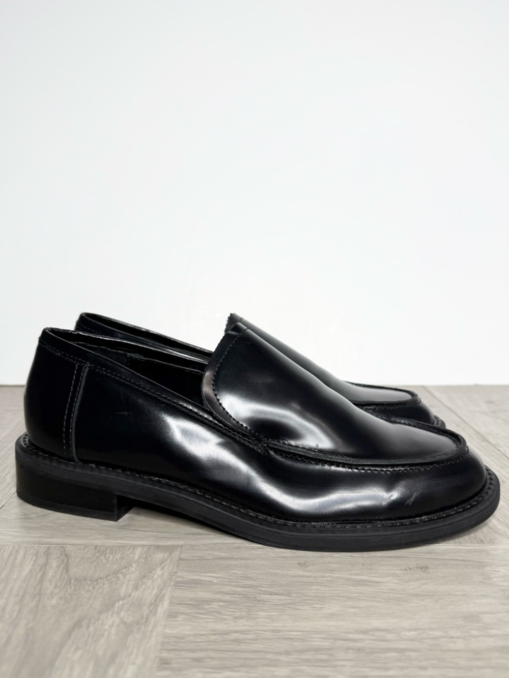 Steve Madden Black Leather Slip-On Loafers